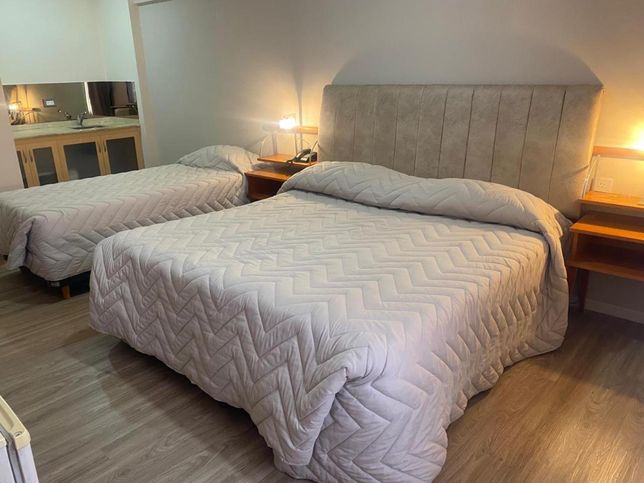 Hotel Howard Johnson Rosario Ngoại thất bức ảnh